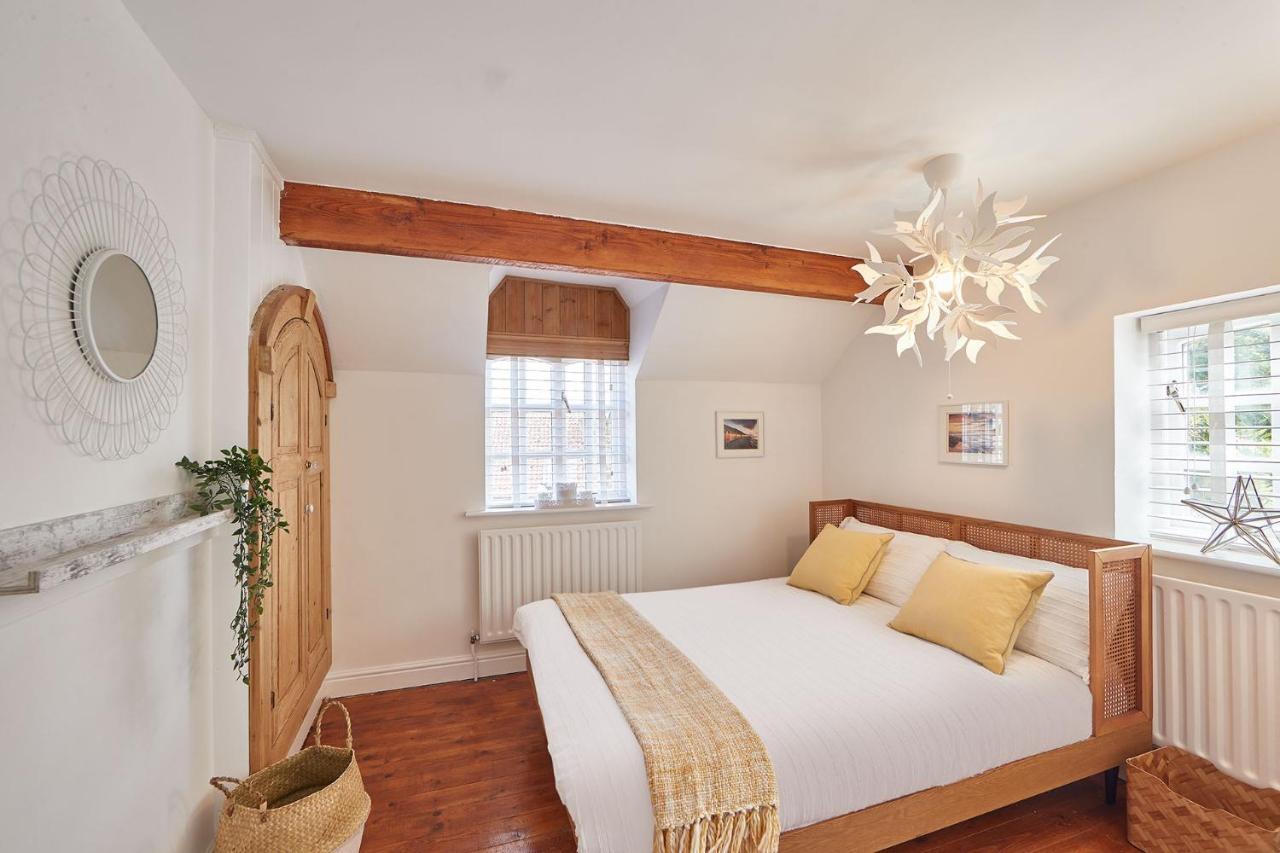 Host & Stay - Abbey View Cottage Γουίτμπι Εξωτερικό φωτογραφία